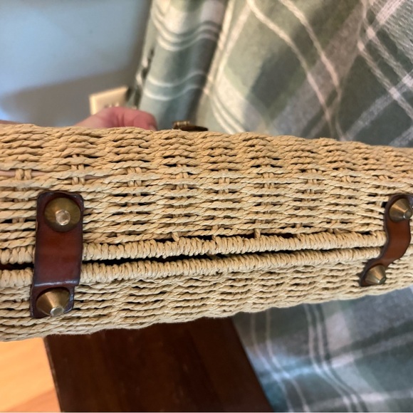 Patricia Nash Tan and Brown Woven Shoulder Bag - Picture 3 of 10